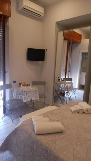 Home Elisabet